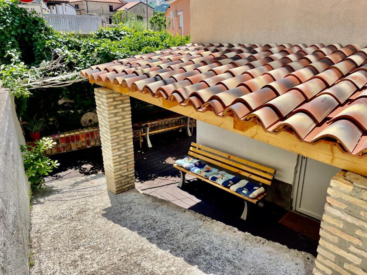 Apartments Rome Baska  Exterior photo